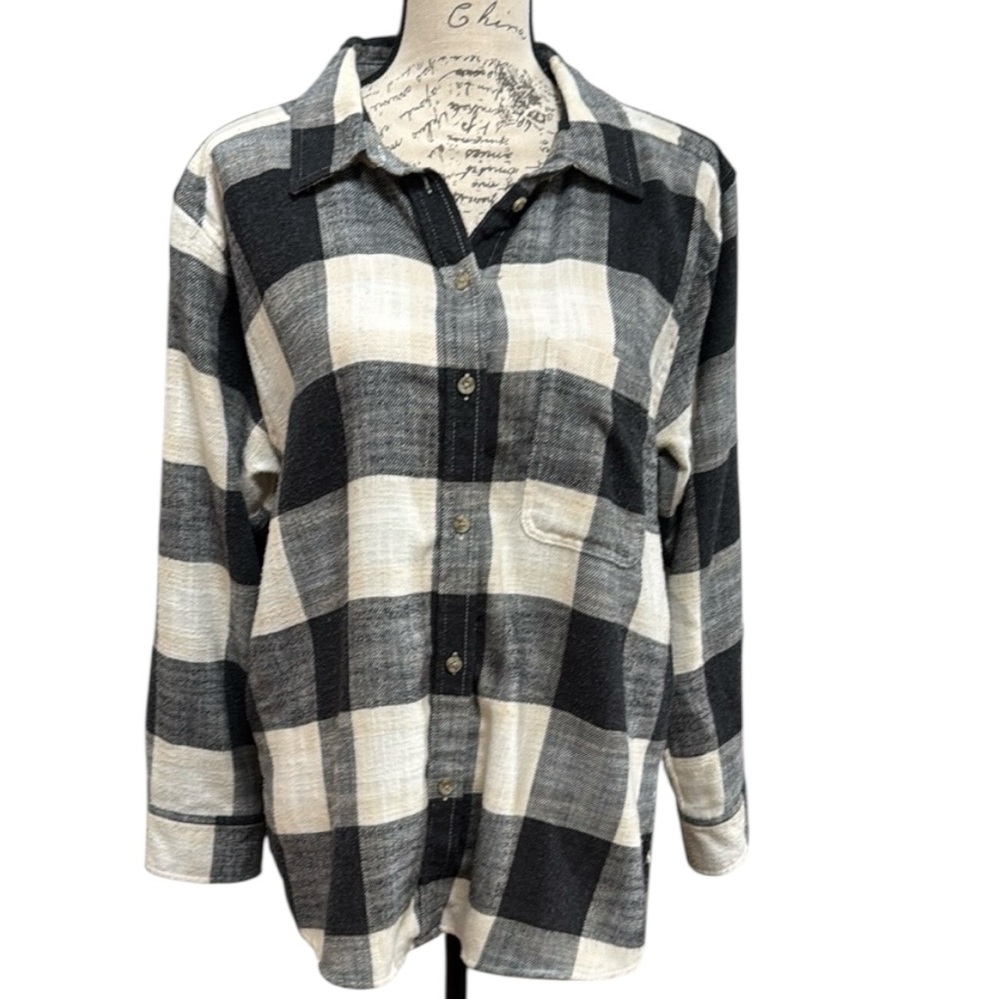 🦅 AEO Black & Cream Plaid Flannel Shirt Oversized Boyfriend Fit SO SOFT!